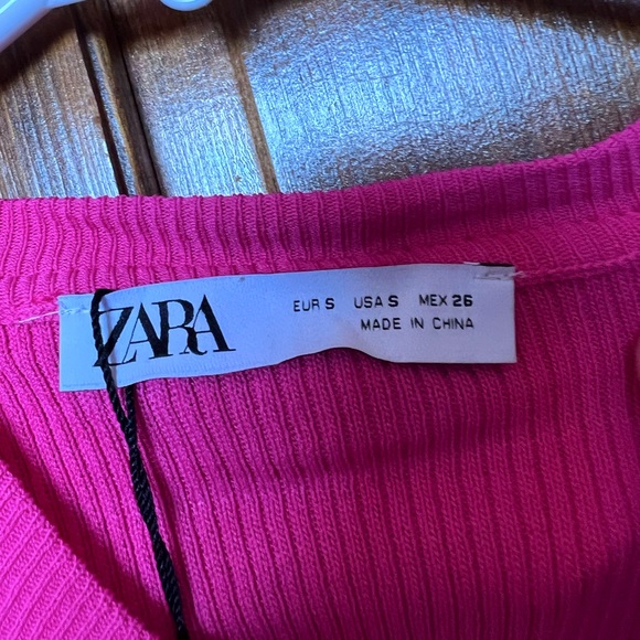 Zara Pink Ruffle Ribbed Tank Top - Picture 3 of 4